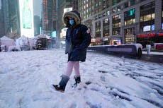 Winter storm tracks east, hitting during morning commute