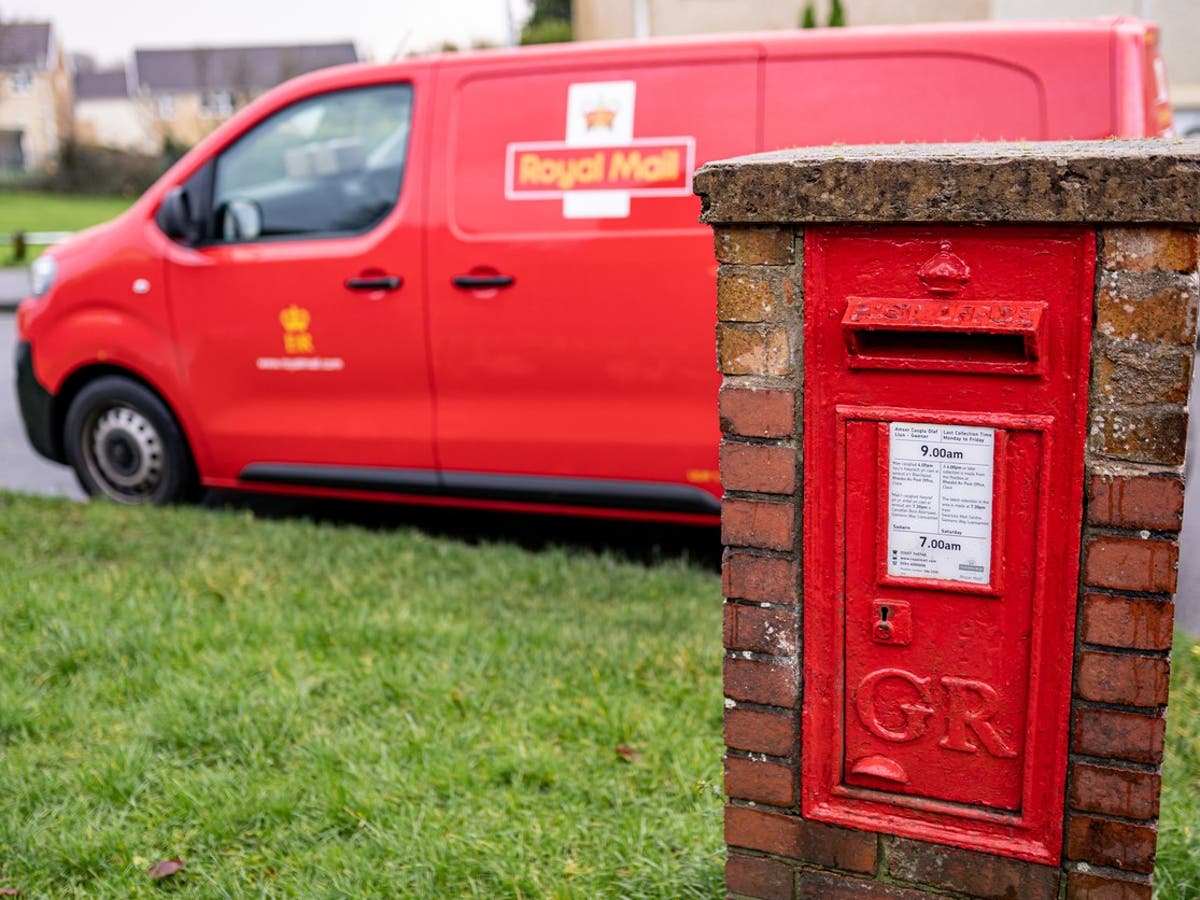 Royal Mail changes could see thousands of homes not receive deliveries until  6pm