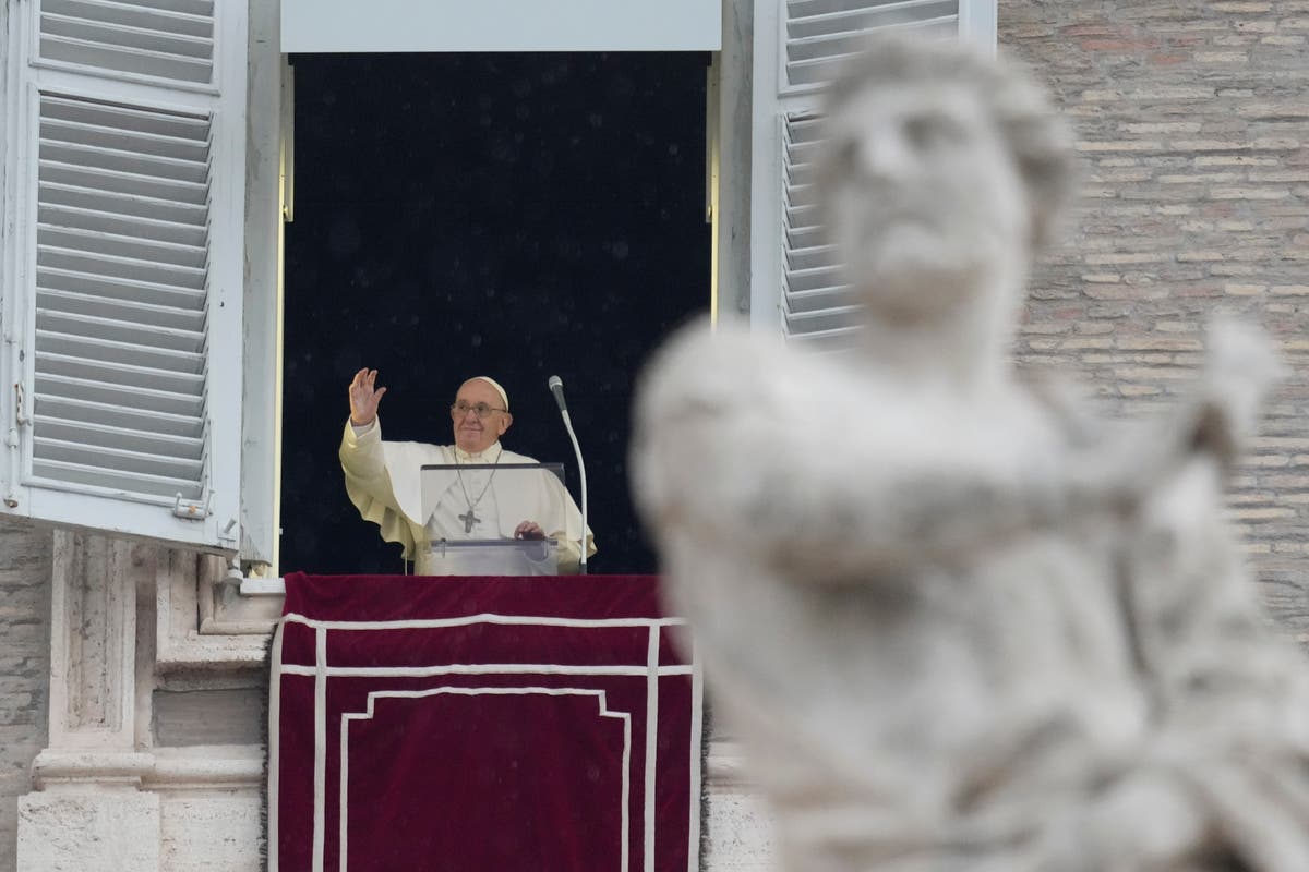 Pope baptizes 16 babies in Sistine Chapel after year's break