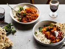This vegan tempeh vindaloo is a milder, more flavourful version of the classic curry
