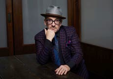 Elvis Costello rocks out from the back porch
