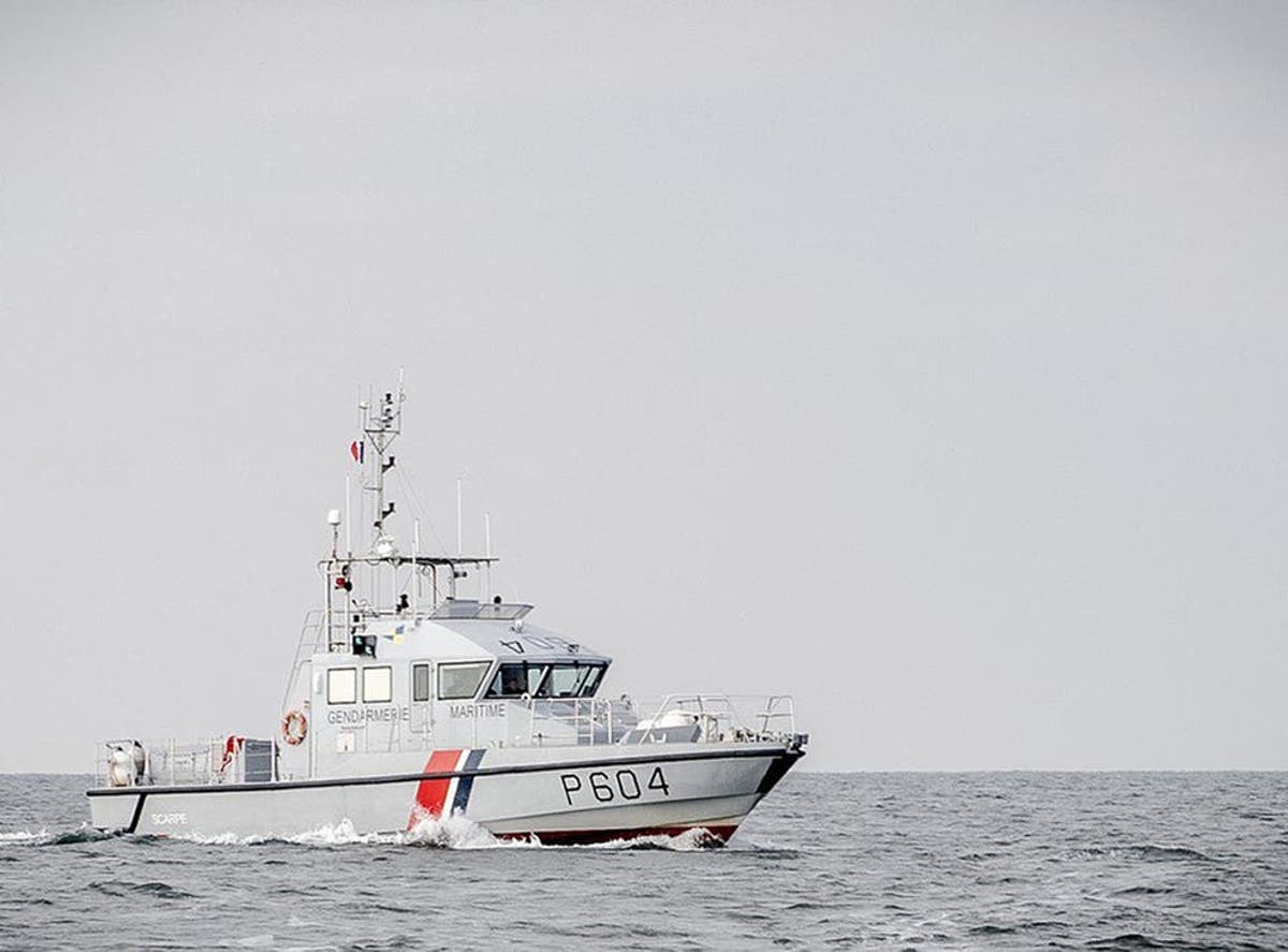 Man dies in Channel after boat of 31 people falls into difficulty