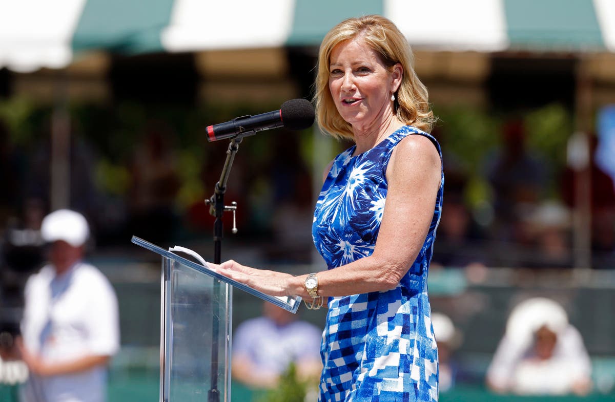 Tennis Hall of Famer Chris Evert says she has ovarian cancer