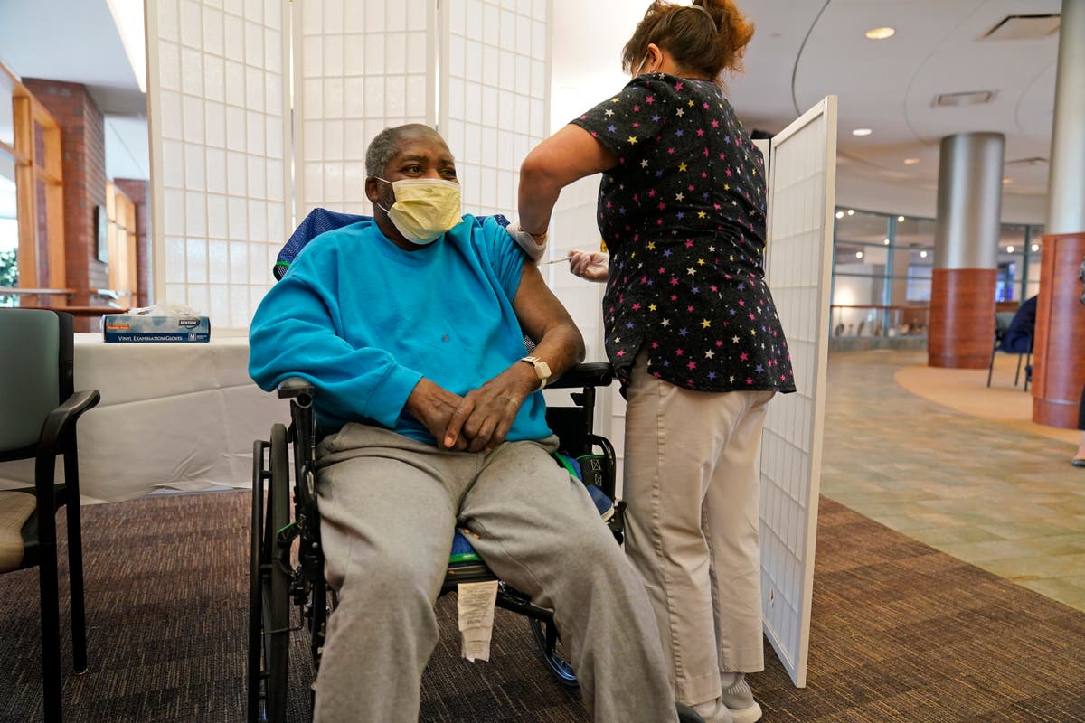 美国疗养院的 COVID 死亡和病例再次上升