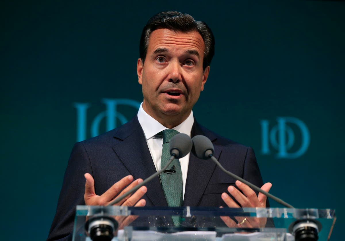 Former Lloyds boss Horta-Osorio quits Credit Suisse after investigation