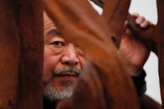 美联社采访: Exiled artist Ai Weiwei on Beijing Games