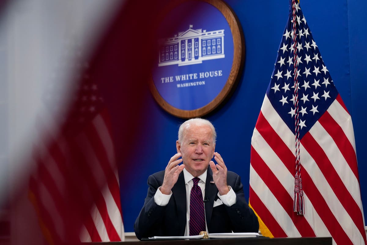 Biden’s approval ratings continue to slip as midterms approach