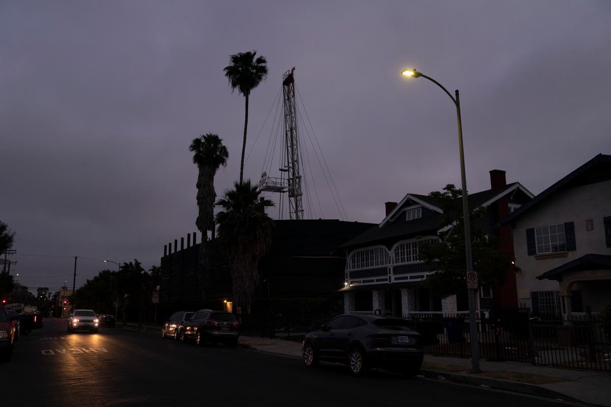 Los Angeles City Council approves ban of new oil and gas wells