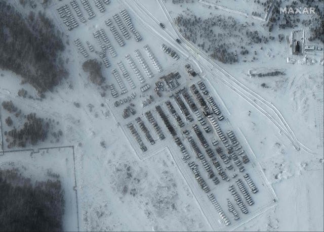A satellite image shows an closer view of tank artillery and support equipment from the deployed units in Yelnya (130km/80miles east of Russia/Belarus border)