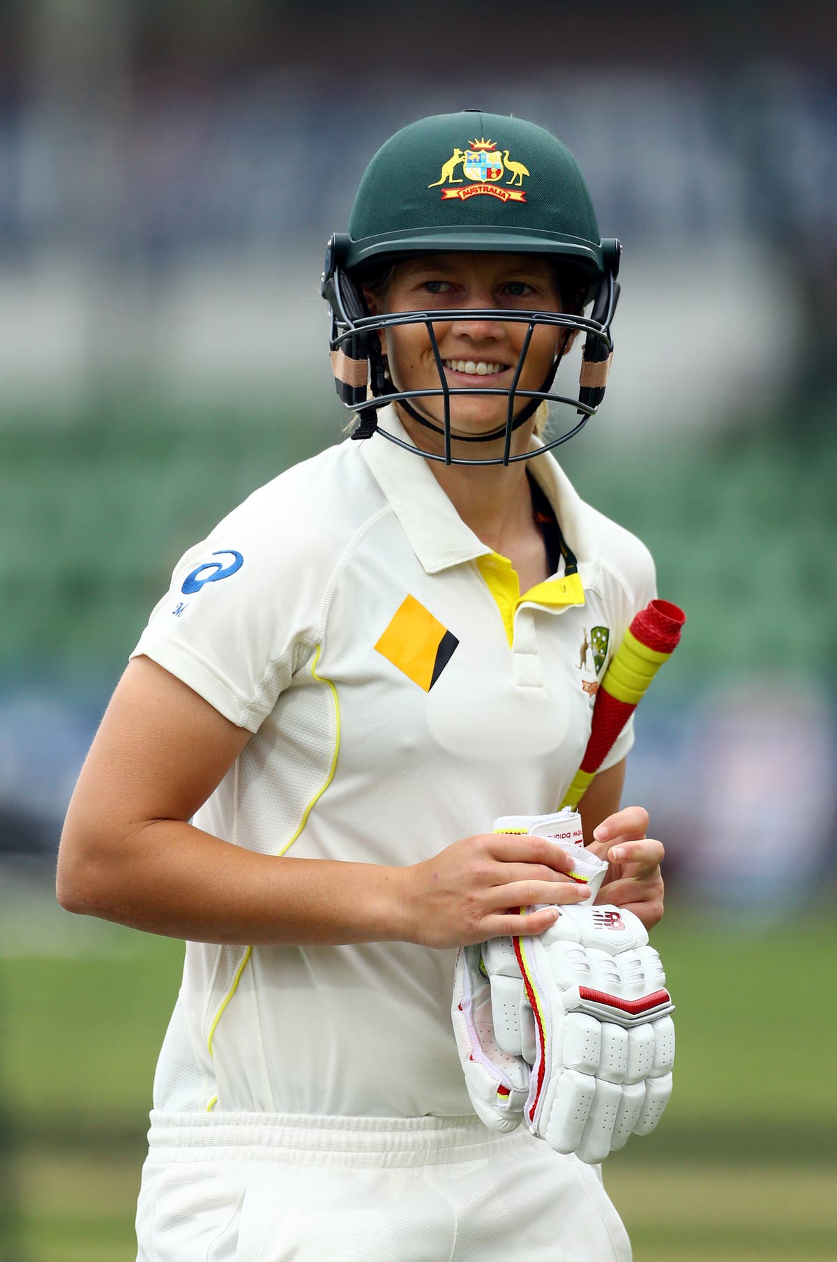 England’s promising start slips as Meg Lanning piles on 93 for Australia