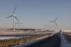 Storm sets new wind power record