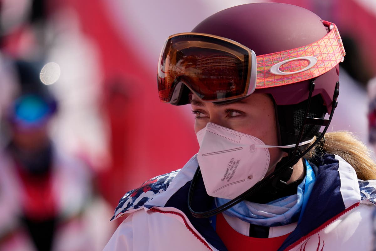 Mikaela Shiffrin may not continue competing in Beijing after slalom crash