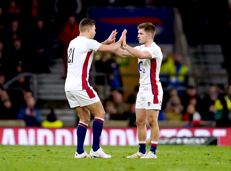 Ben Youngs, venstre, and Harry Randall are competing to be England’s scrum-half (Mike Egerton/PA)