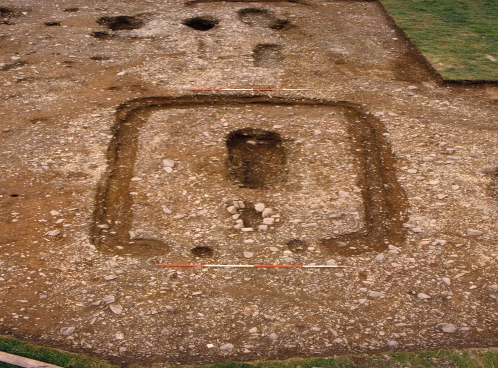 <p>An excavated 'enclosed grave',  a possible royal burial, at Plas Gogerddan, Wales  </s>