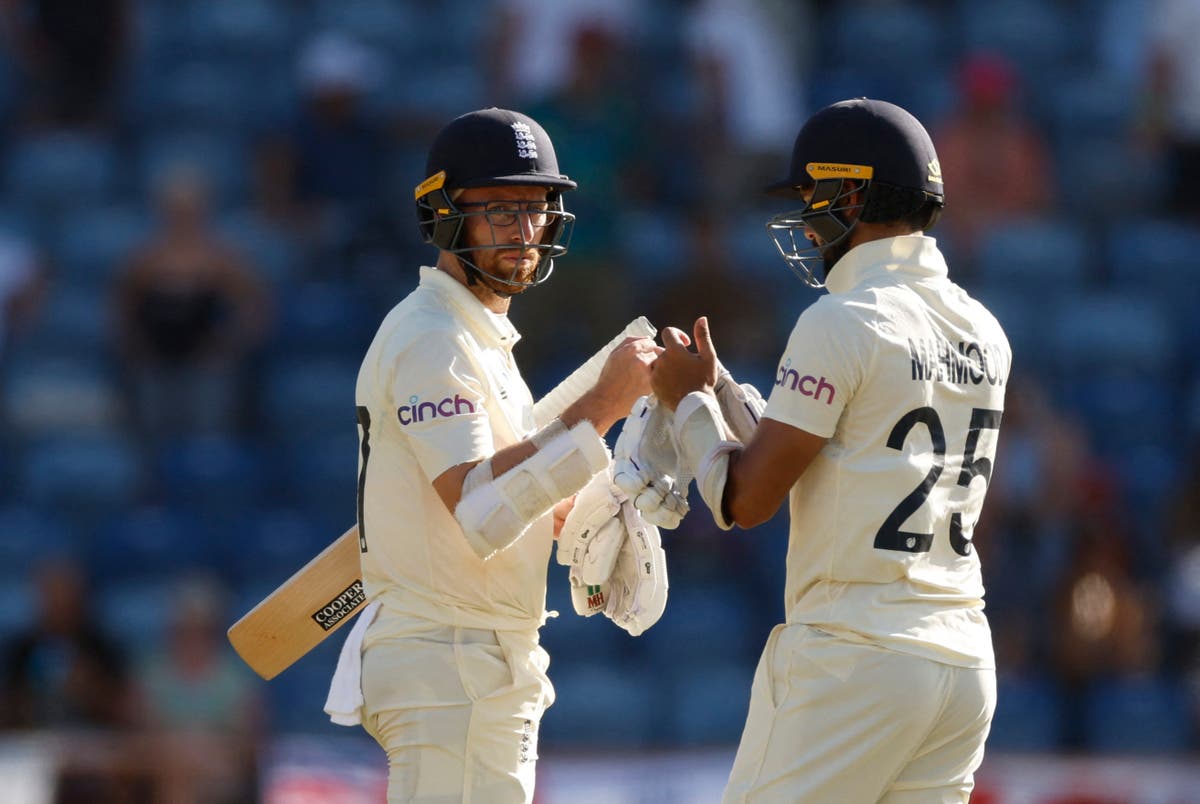 Jack Leach and Saqib Mahmood unexpected batting brilliance saves day one for England