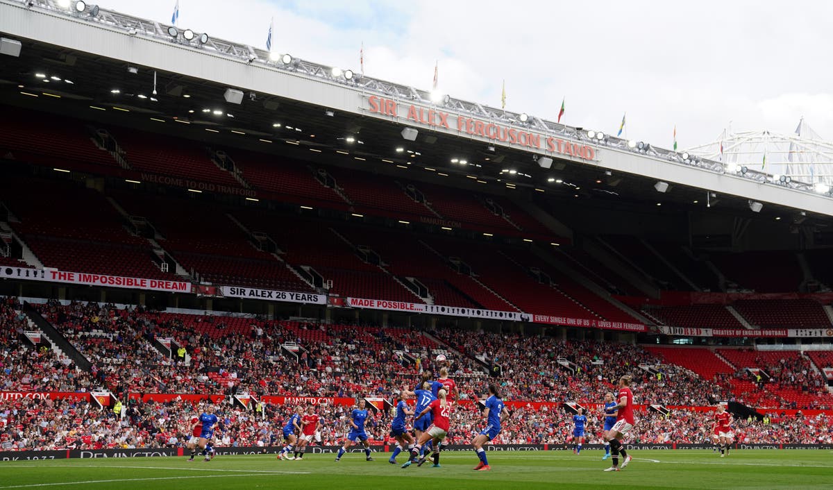 Man Utd beat Everton in first WSL game in front of fans at Old Trafford