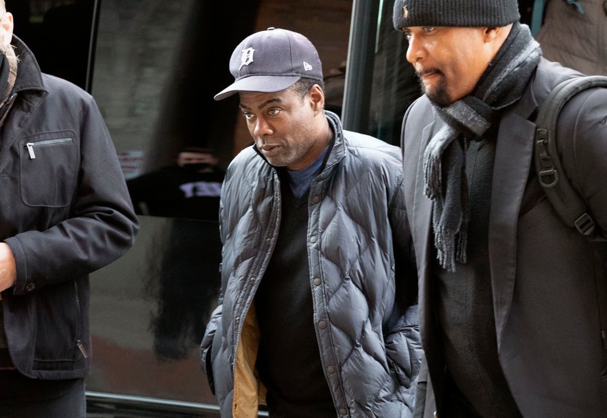 Chris Rock readies for 1st show since Will Smith slapped him