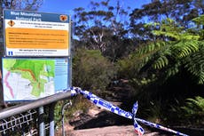Landslide hits British family in Australia, 2 デッド, 2 傷つく