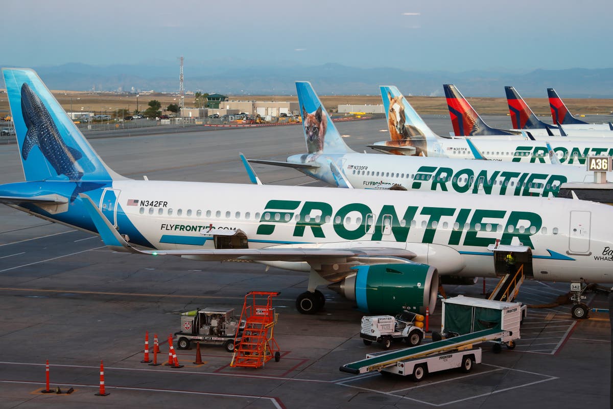 Flight attendants settle Frontier discrimination suit