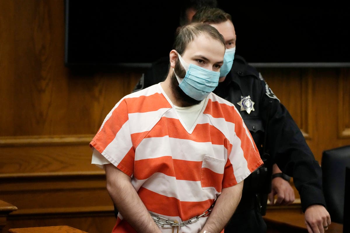 Colorado supermarket shooting suspect is still mentally incompetent to stand trial