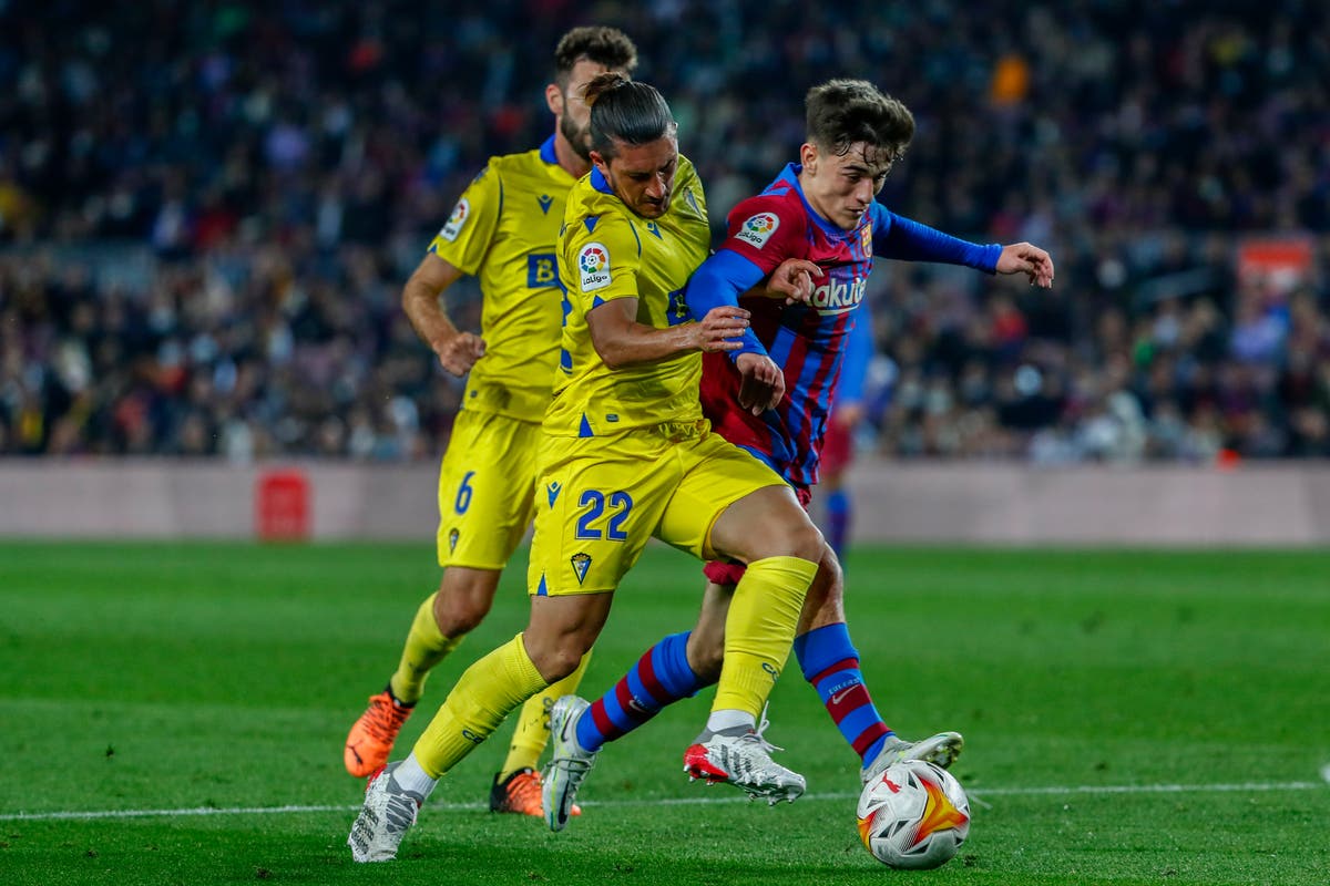 Barcelona suffer another surprise home defeat with loss to strugglers Cadiz