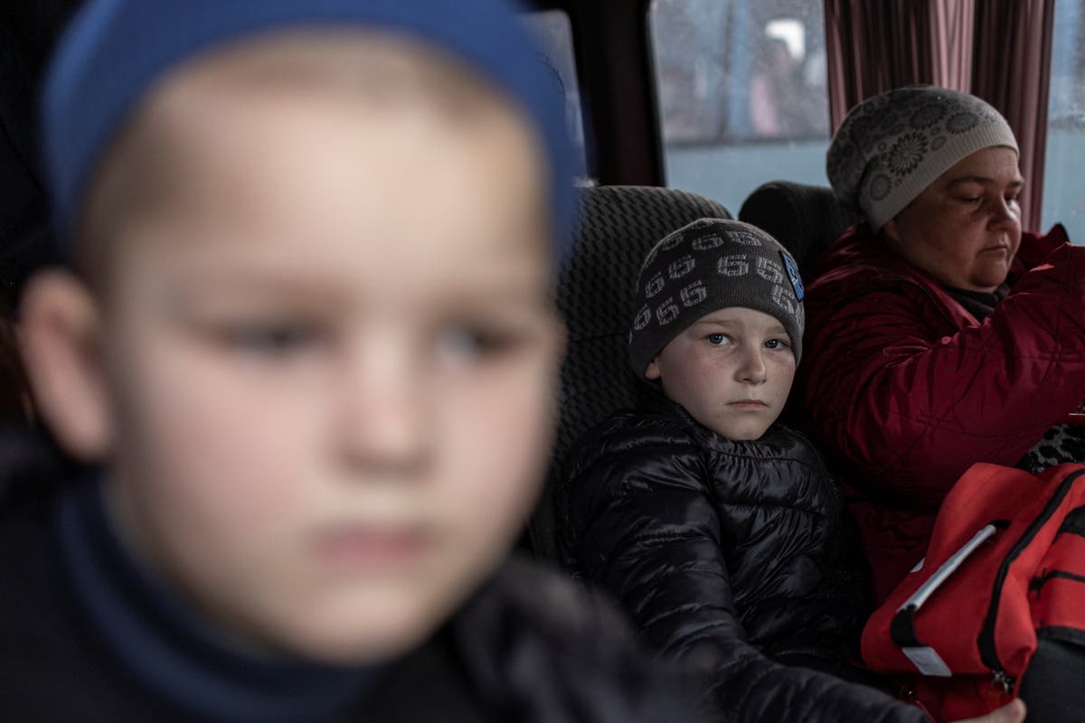 Seven year-old boy’s heartbreaking question to his father when Russia invaded Ukraine