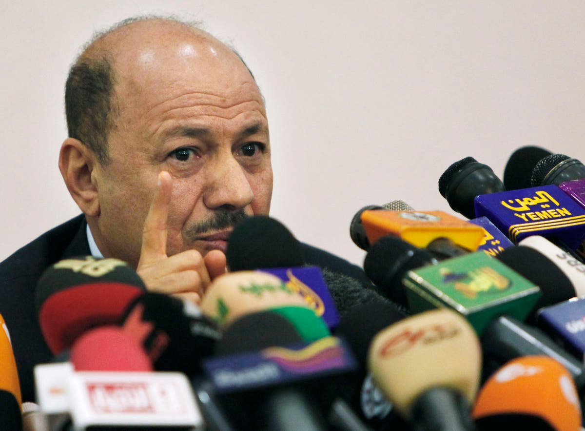 Yemen swears in presidential body after Hadi stepped aside