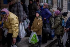 Ford sa at de forventer en "tsunami" av tilfeller og bemerket bare én prosent av | Ukraine to resume evacuations out of Mariupol
