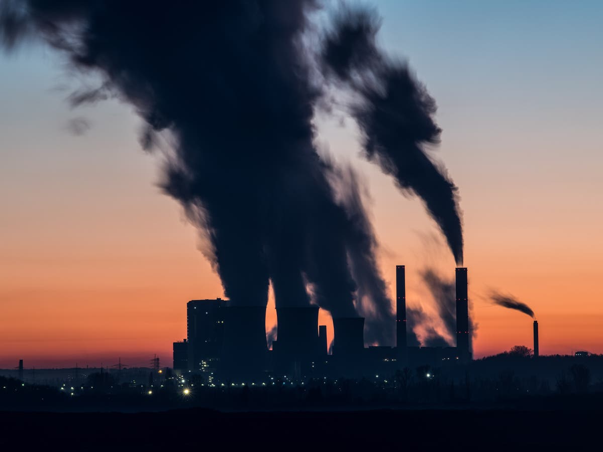 在担心转向化石燃料的情况下，七国集团告诉不要“淡化”气候承诺