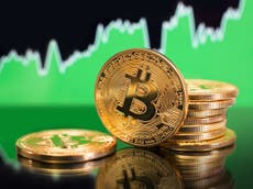 ‘Stars align’ as bitcoin price hits $42,069 オン 4/20