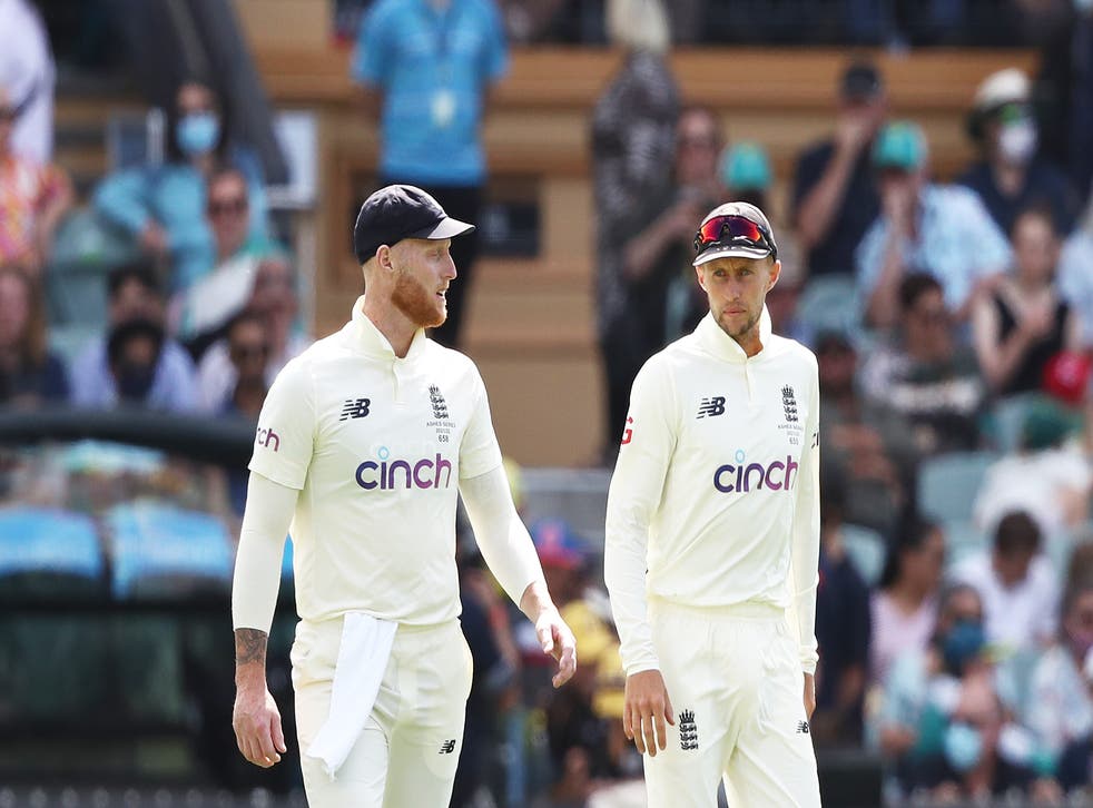 Ben Stokes is the favourite to replace Joe Root, droite, as England captain (Jason O’Brien/PA)