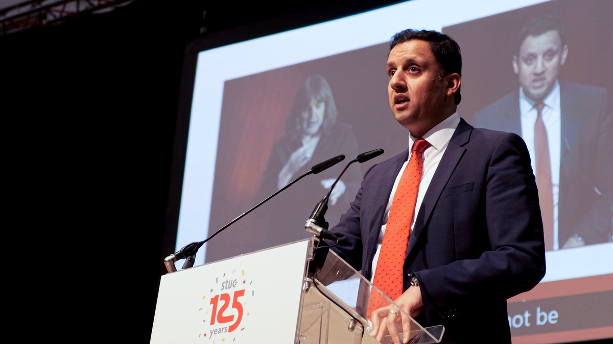 Anas Sarwar: Labour would change law to avoid repeat of P&O sackings
