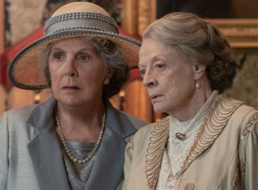 <p>Penelope Wilton and Maggie Smith in ‘Downton Abbey: A New Era’</p>