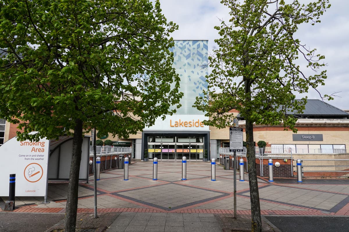 Man and woman arrested over Essex shopping centre murder