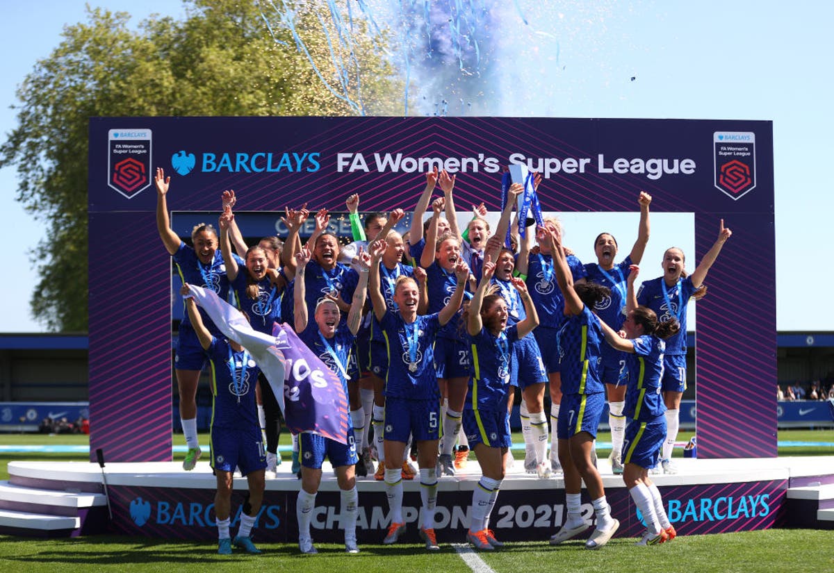 Chelsea win Women’s Super League title after edging Arsenal on dramatic final day