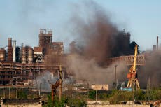 Hundreds of Ukrainian fighters evacuated from Mariupol steel plant