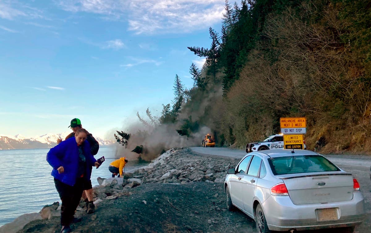 Alaska landslide cuts off road access to residents, tourists