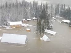 Thousands evacuate First Nations town amid flooding in Canada