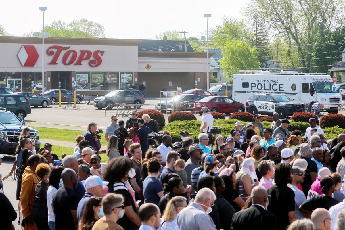 Security guard killed during Buffalo mass shooting hailed as a ‘hero’