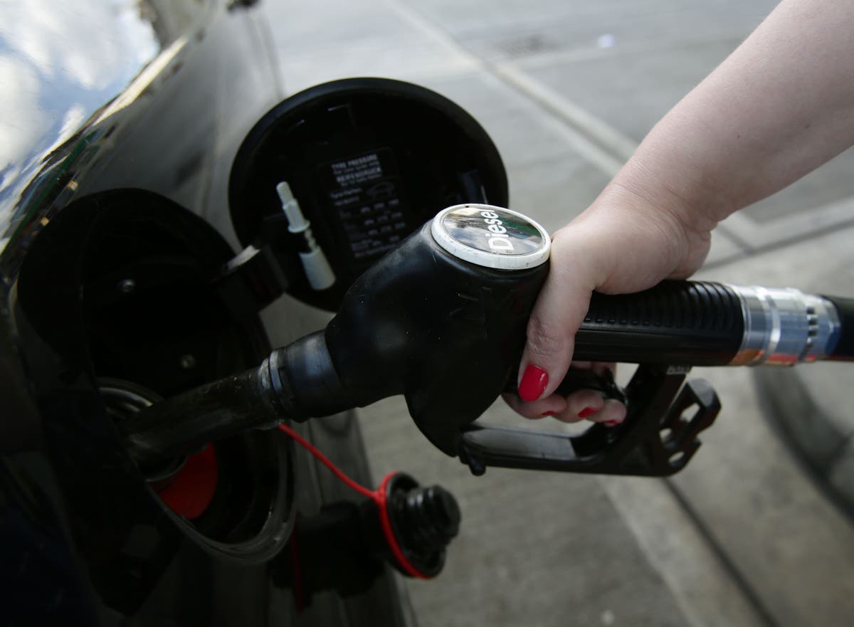 Petrol firms ‘profiteering from energy crisis’ with fuel duty cut