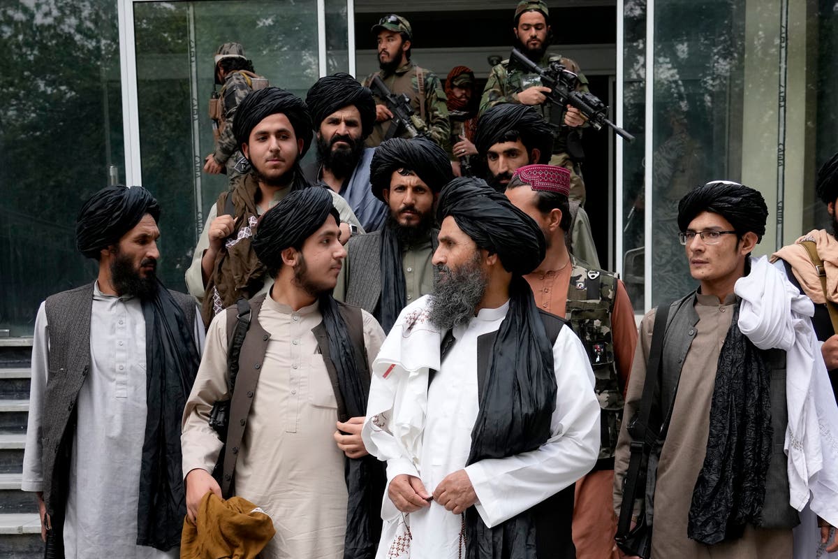 Pakistan Taliban extend truce for more talks with government