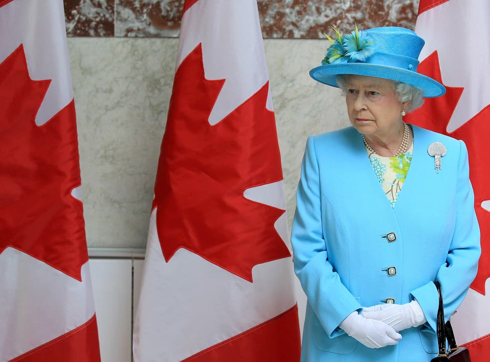 <p>The Queen visiting the Canadian Museum of Nature in Ottawa in 2010 </bl>