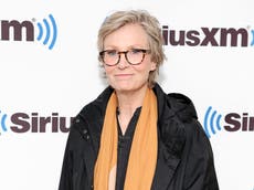 Jane Lynch says ‘we are not alone’ as she discusses ‘fascination’ with UFOs