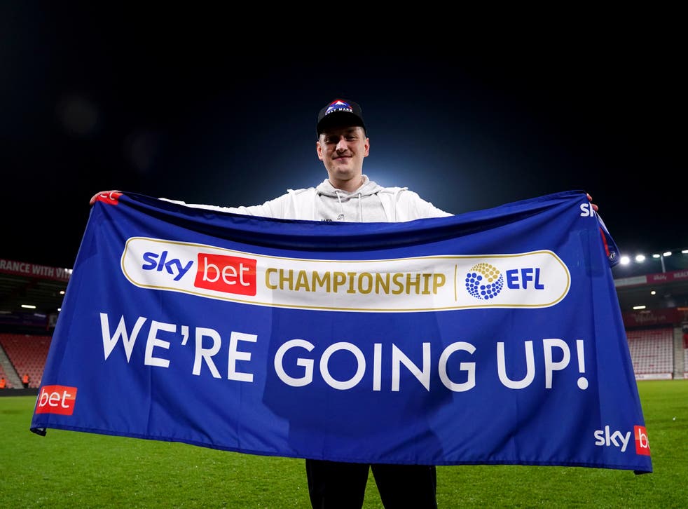 David Brooks celebrated Bournemouth’s promotion to the Premier League earlier this month (约翰沃尔顿/宾夕法尼亚)