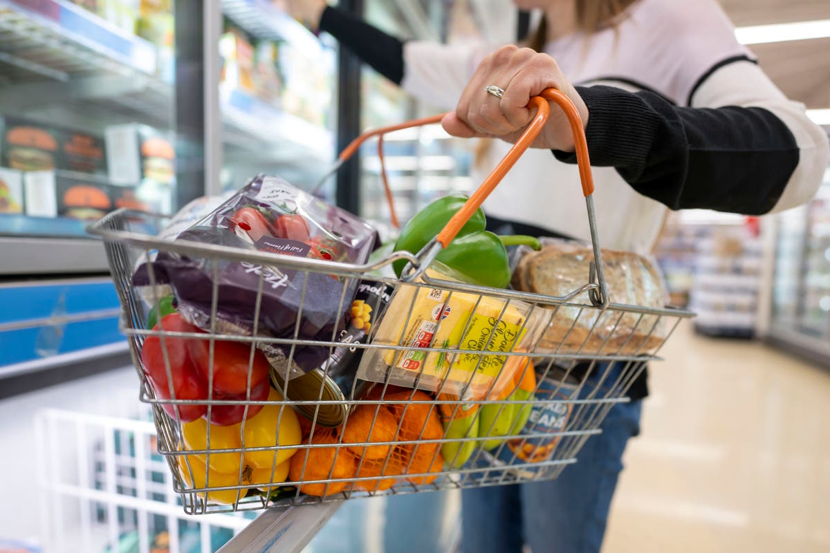 Supermarket food prices surge, ONS data shows