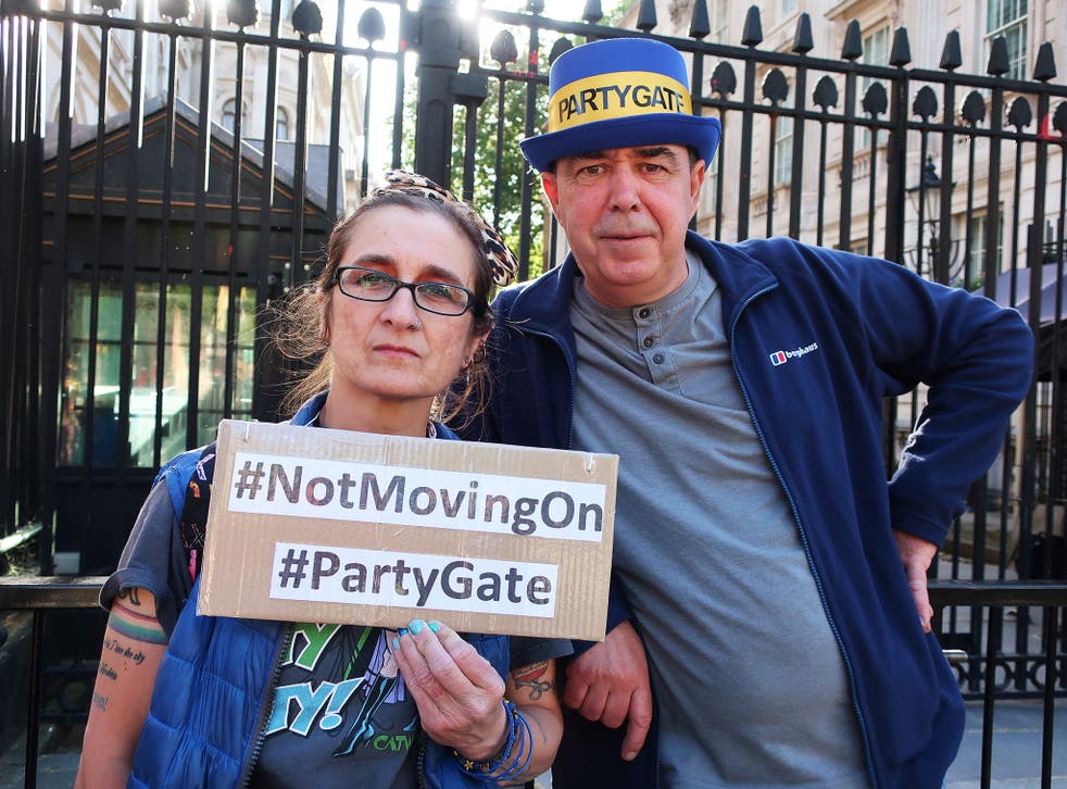 <p>Steve Bray and Sylvia Zampearin joined protesters in solidarity</s>