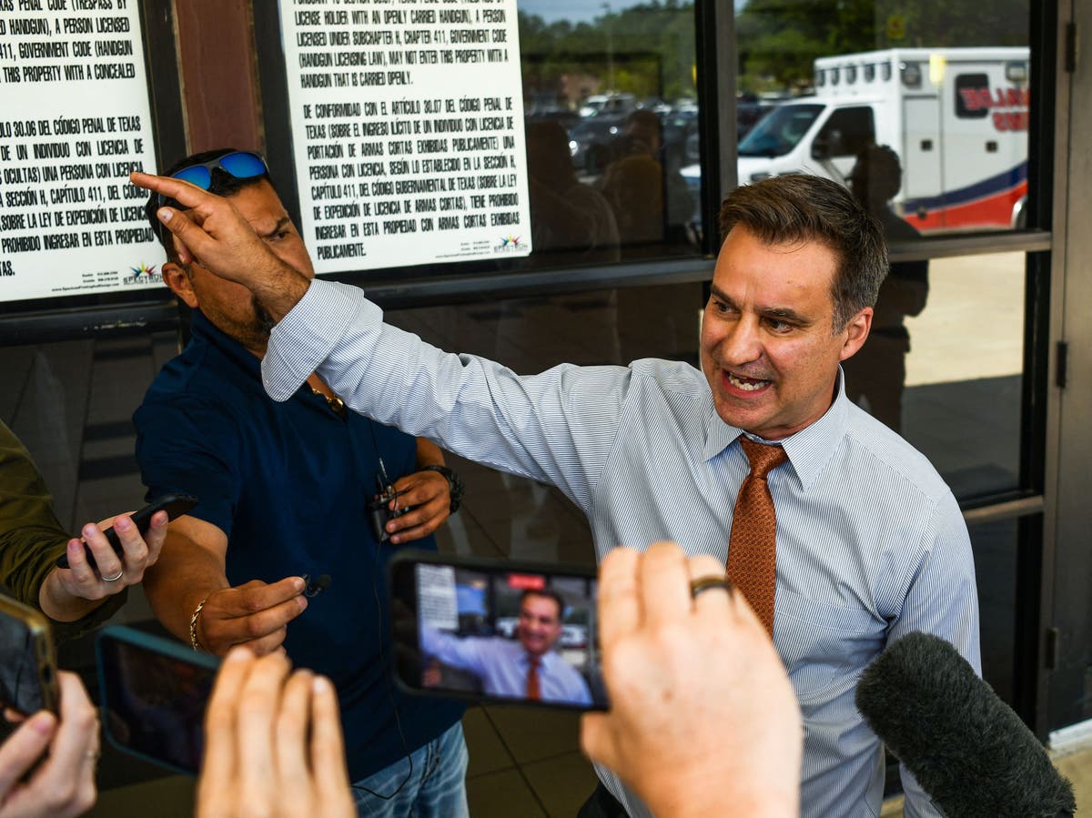 Texas state senator says ‘we’re all angry’ over Uvalde police response
