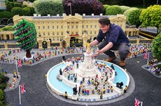 In Prente: Legoland marks Platinum Jubilee with its own miniature pageant