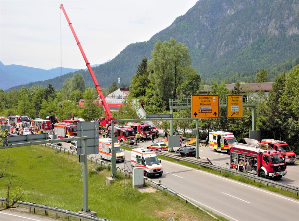 <p>Rescue operation after the train accident in Garmisch-Partenkirchen, Germany</p>