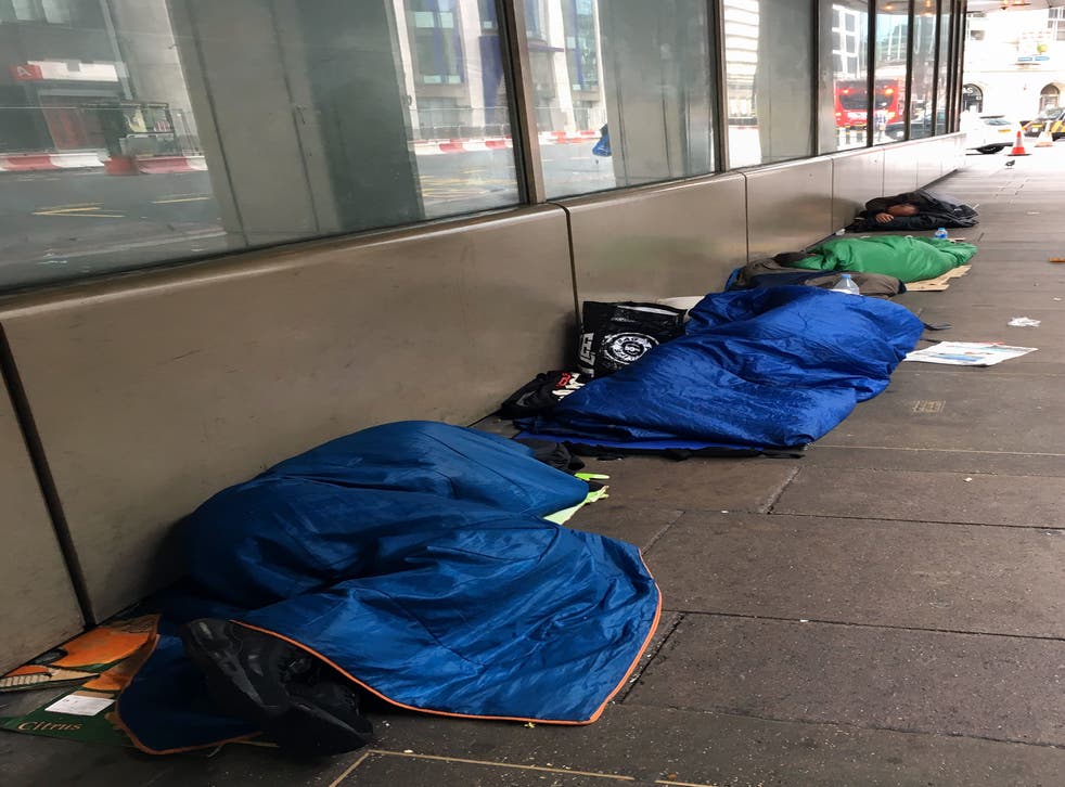 <p>Dans 2021, the average age of death for people sleeping rough or in homelessness accommodation was 45.9 years for men and 41.6 years for women&ltp/p>